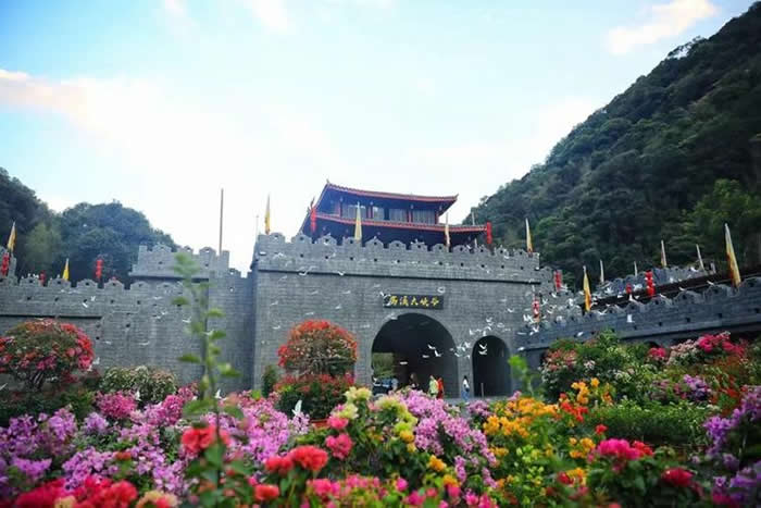 龙岩市新罗区富溪大峡谷景区.jpg