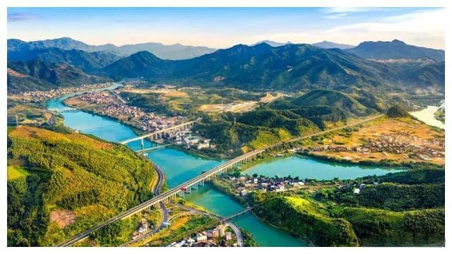 漳平西园区域联合派出所画好平安和谐同心圆.jpg